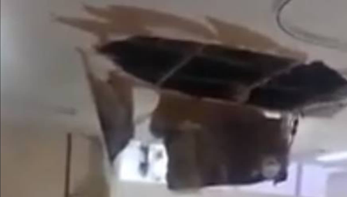 Colapsa techo de un hospital en Tuxpan, Veracruz; médicos intervienen