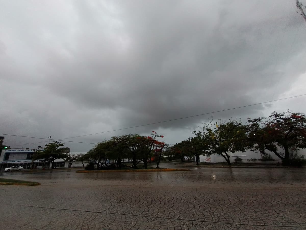 Por Claudette, continuará bajo lluvias intermitentes Quintana Roo