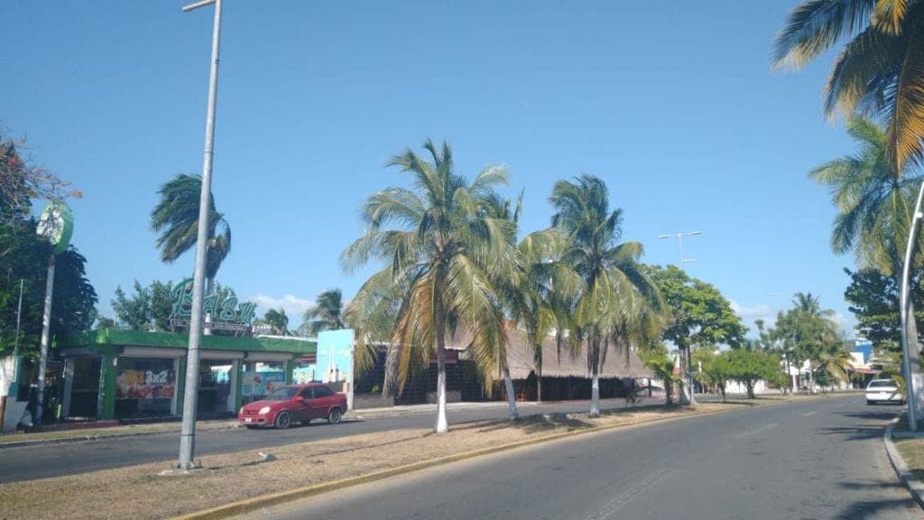 Anuncia Carlos Joaquín medidas más enérgicas en Chetumal por aumento de contagios de Covid-19