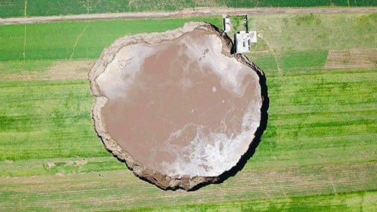 FOTOS: Socavón en Puebla podría deberse a un río subterráneo