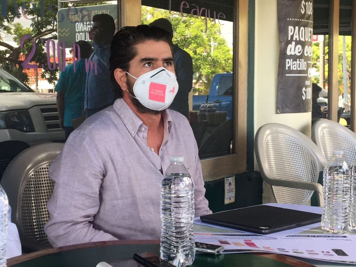 Afirma vocero nacional de Fuerza por México que Issac Jánix sigue de candidato