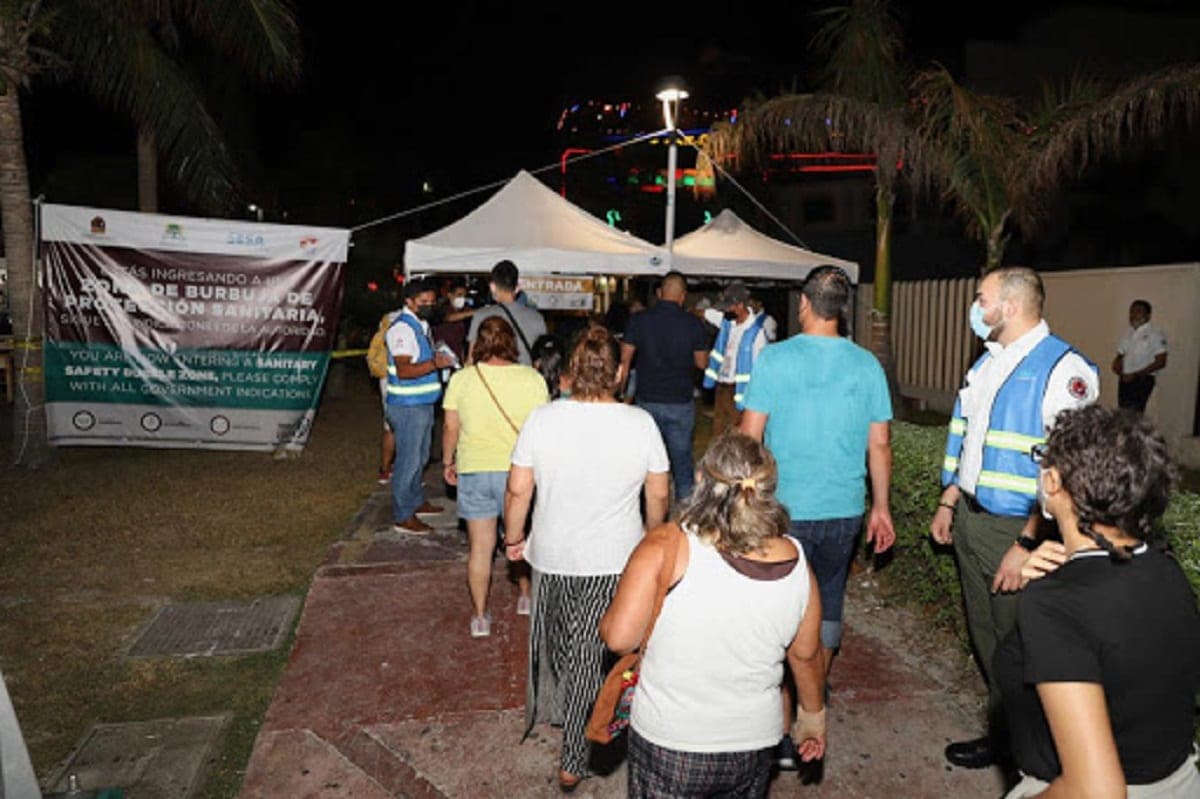 Pese a crecimiento de contagios de Covid-19, Quintana Roo seguirá en semáforo naranja