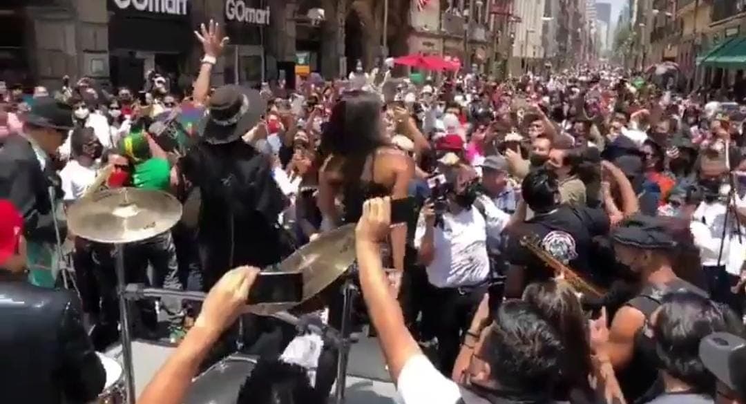 Video: La Maldita Vecindad da un concierto en Cdmx en plena tercera ola Covid