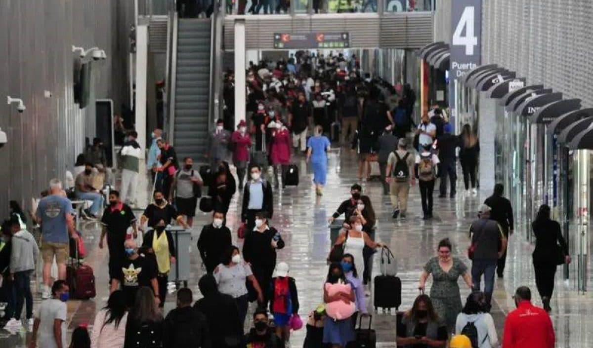 Caótico miércoles en el AICM: falla general entre radares provoca severas demoras en vuelos