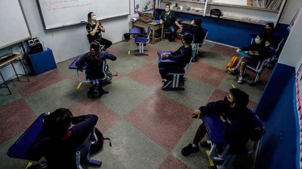 Clases presenciales en Quintana Roo se harán en grupos de 10 o 14 alumnos