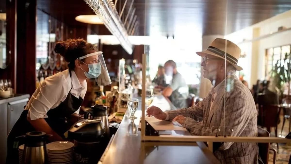 Restaurantes ya pueden operar hasta la medianoche, con filtros especiales
