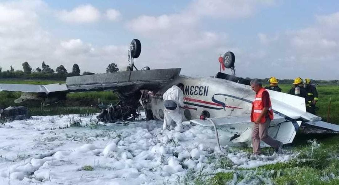 Cae una avioneta en aeropuerto de Durango; se reporta un fallecido