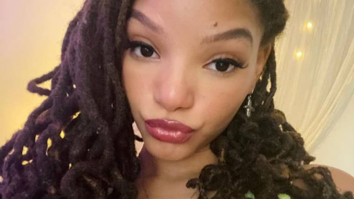 ¡La Sirenita! Halle Bailey compartió la primera fotografía en donde se le ve como Ariel