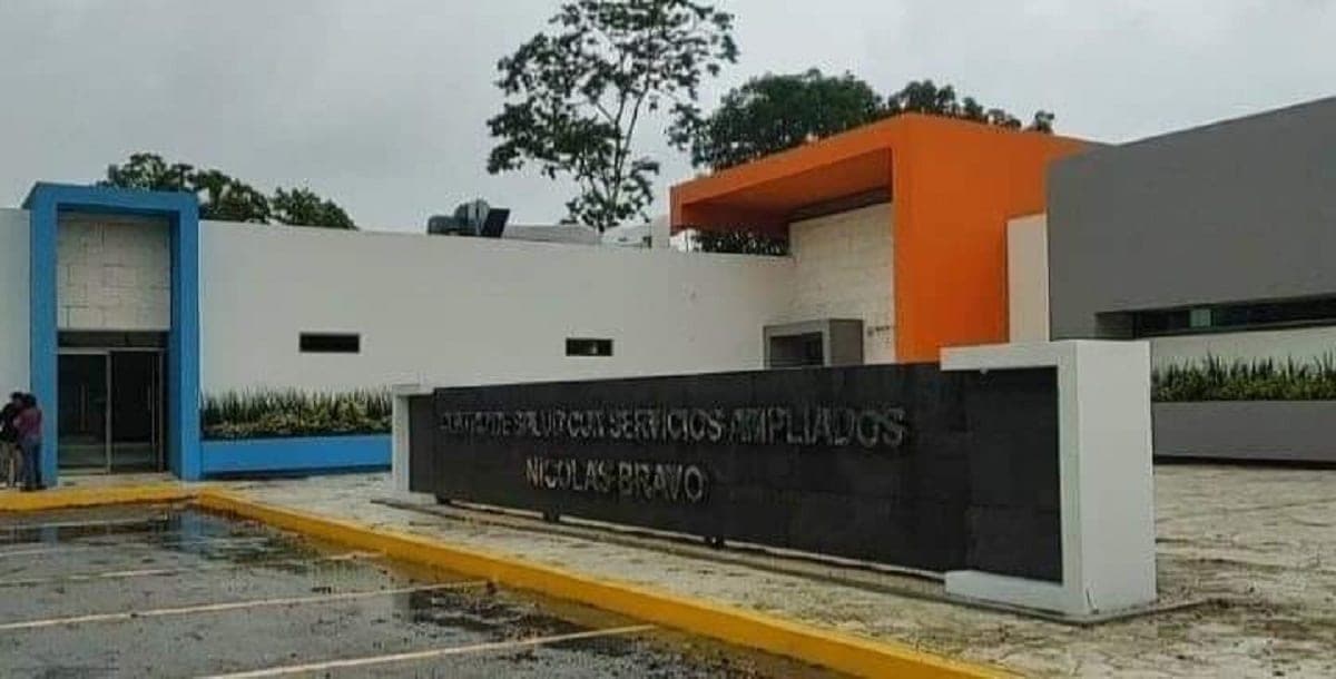 Menor acude a clínica por dolores estomacales; da luz sin saber que estaba embarazada