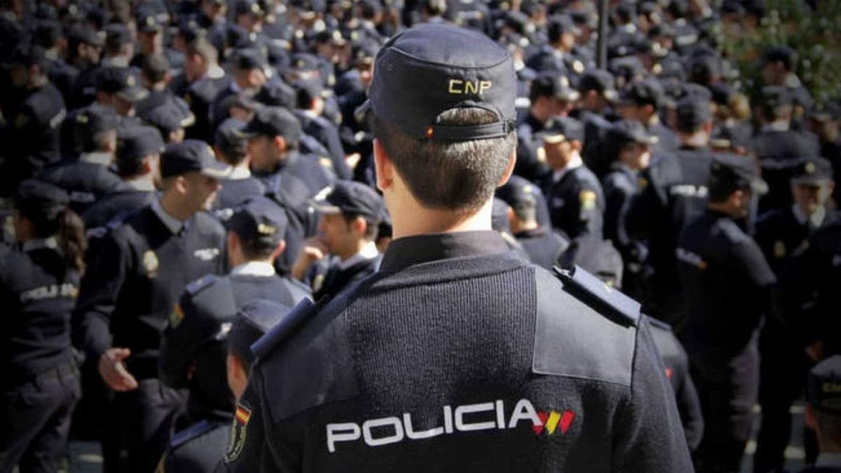 Policía española detiene a cuarto joven por presunto asesinato homófobo