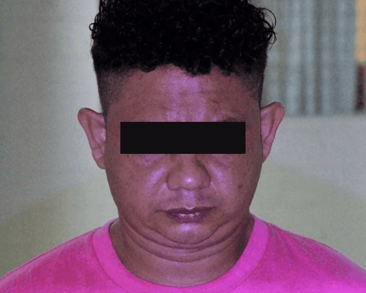 Hombre golpea a su novia hasta hacerla abortar, luego esconde el feto en una maceta