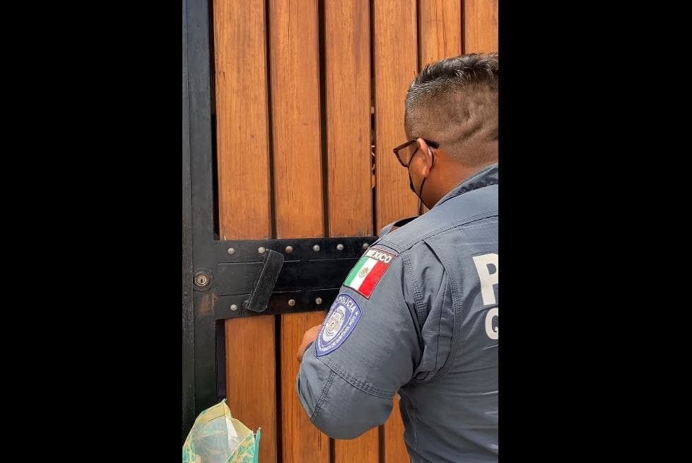 Intentan despojar a pareja de estudio en Tulum; exdueños la arraigan ¡Cortan agua y luz!