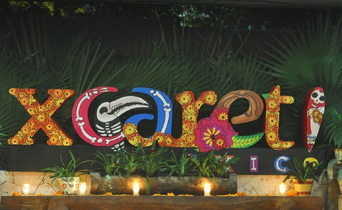 TARIFA DE 'ESTUDIHAMBRE': Recluta Xcaret a estudiantes para el Festival de Vida y Muerte sin paga