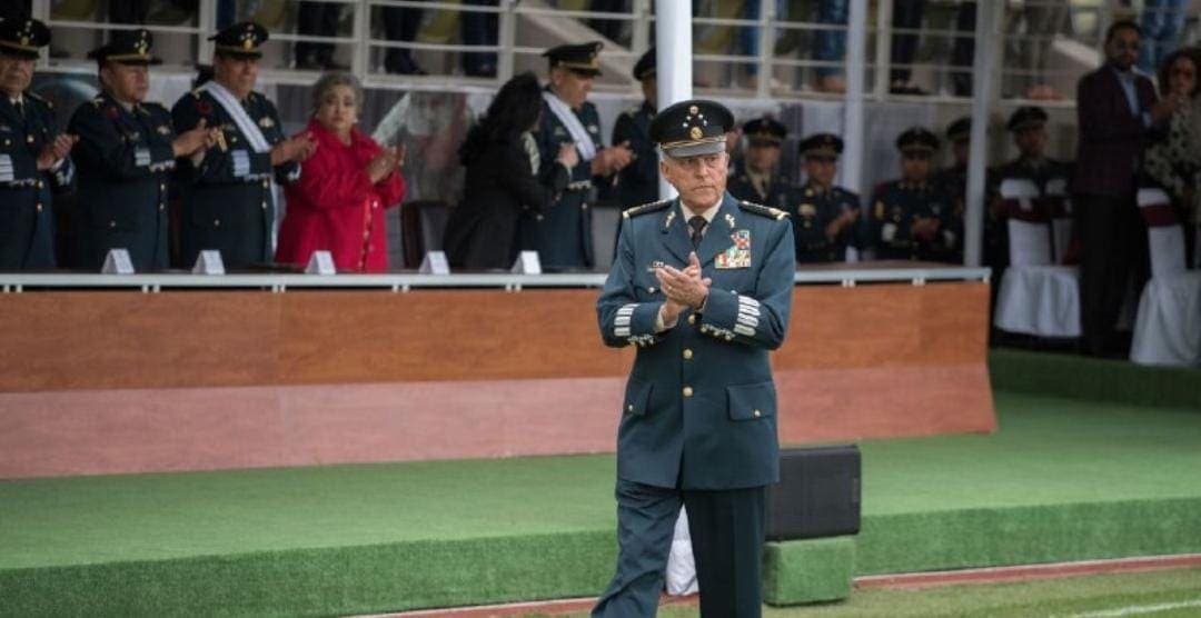 AMLO reveló en su libro la carta que le mandó Cienfuegos tras ser detenido