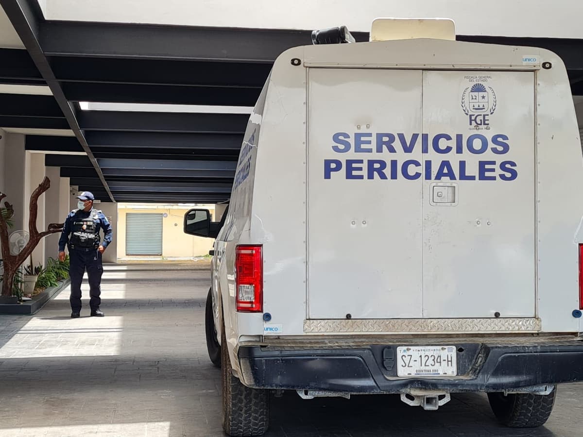 Muere hombre en motel de Cancún; investigan probable homicidio