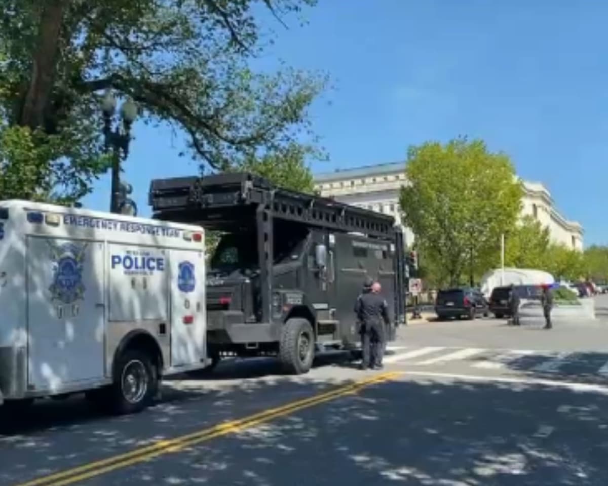 Investigan amenaza de bomba en camión cerca del Capitolio de EEUU