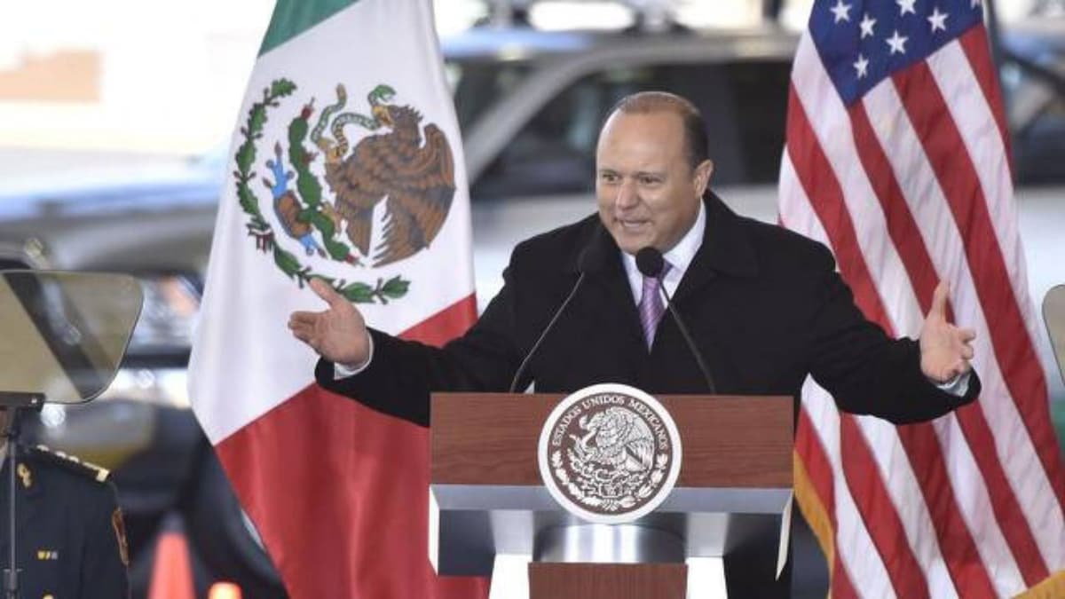 ¡Reclama indemnización! César Duarte demanda a Javier Corral por daño moral