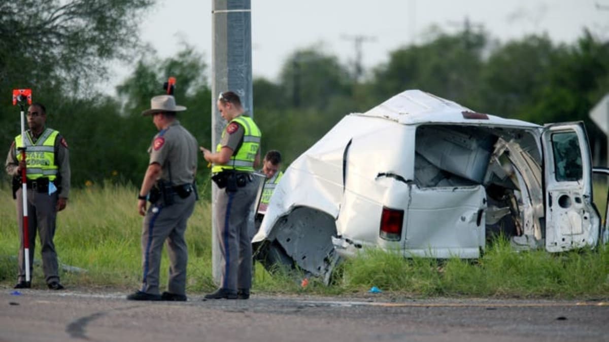 Fallecen 10 personas inmigrantes en accidente de una furgoneta en Texas