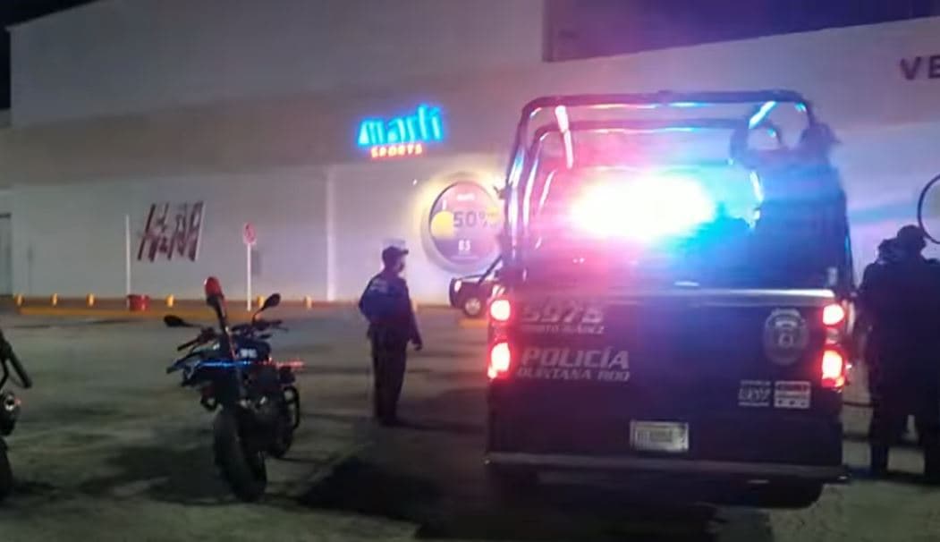 Asaltan a mujer dentro de Plaza Las Américas de Cancún, balearon a uno de los ladrones