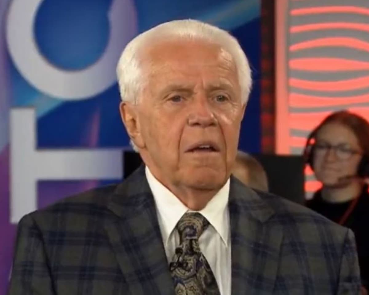 ¡El colmo! Pastor dice a fieles que Jesús no vuelve porque 'no donan dinero'