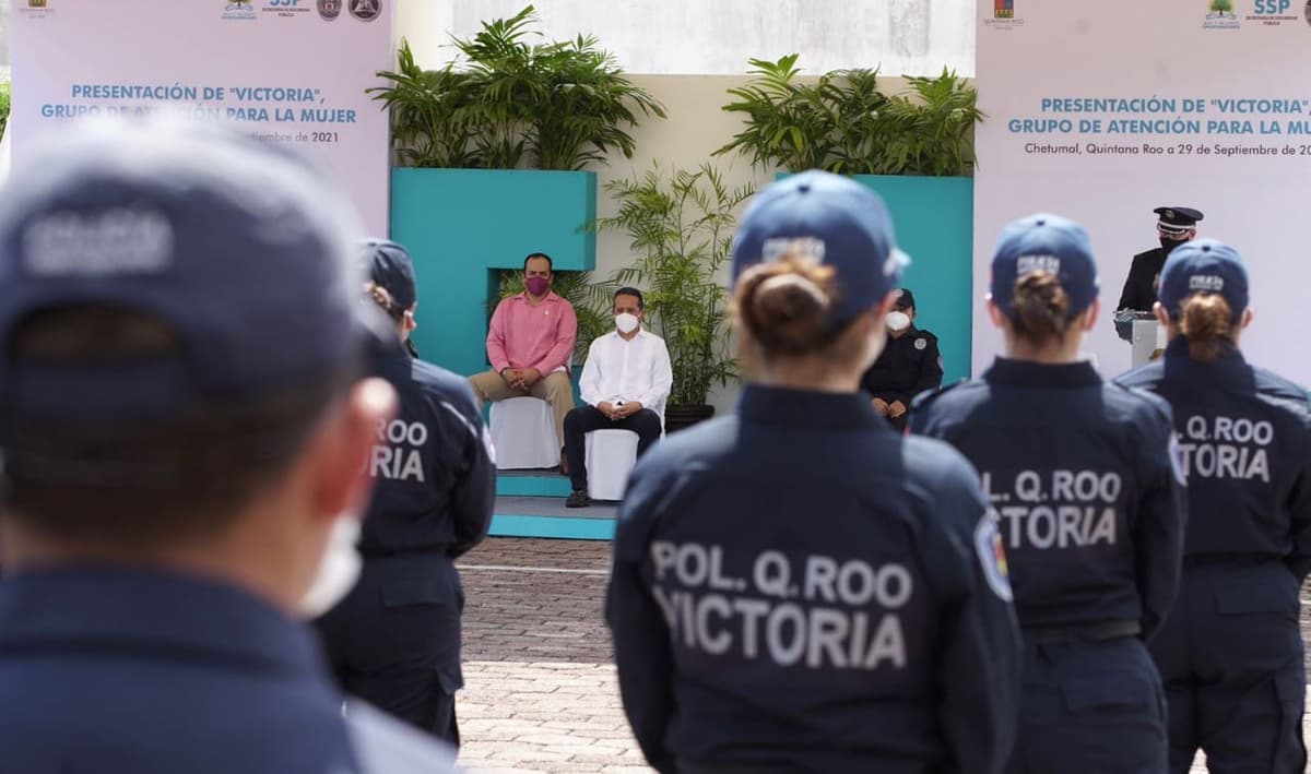 Presentan al grupo “Victoria”, primera agrupación policial femenil de élite en el país