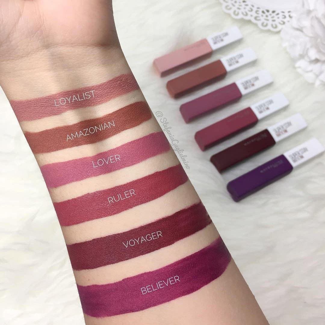 Los tres productos de Maybelline más deseados en Amazon México: rímel, labial y base de maquillaje