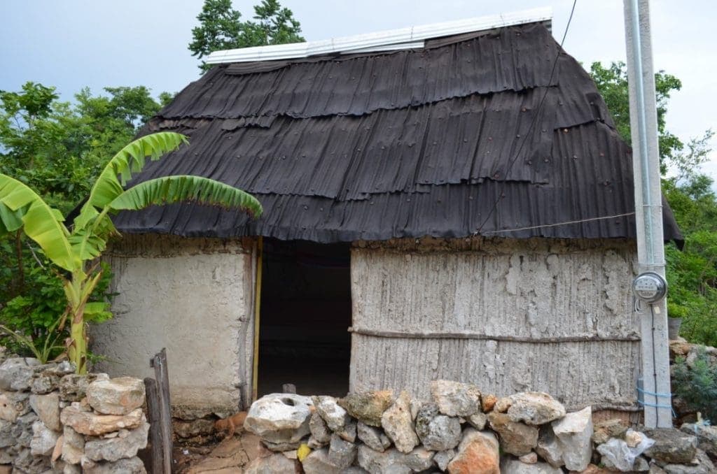 Descuentan quincena a personal médico por no atender comunidades marginadas