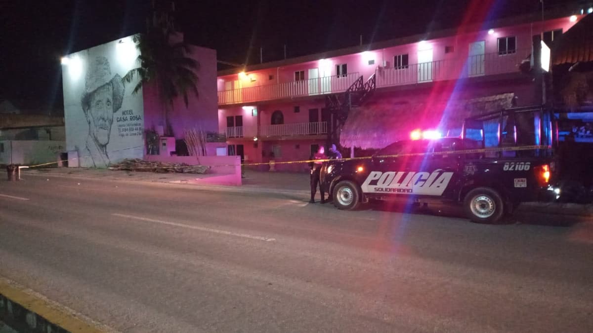 Disparan contra hotel 'Casa Rosa' de Playa del Carmen