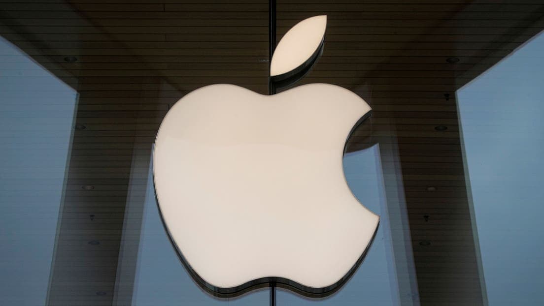 Despiden a directora del programa de ingeniería de Apple por filtración de información confidencial