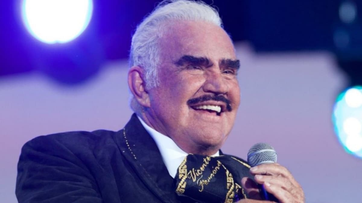 Vicente Fernández es tendencia, fans le lloran en redes ¿cuál es la causa?