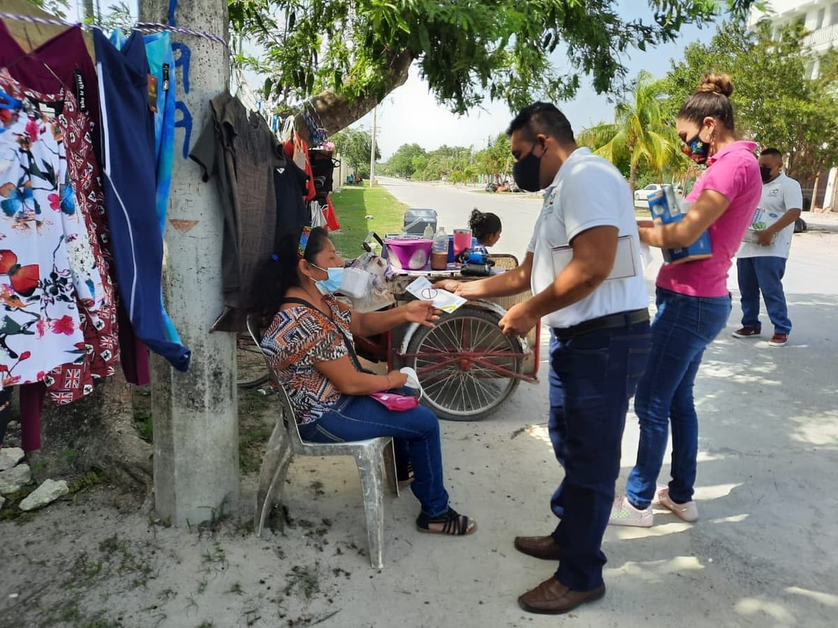 Atiende Gobierno de Puerto Morelos a la población por medio del programa “Brigadas de Servicios”