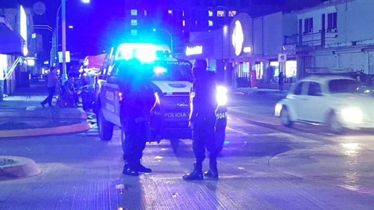 Detienen a tres extranjeros por amenazar a una persona con un arma de juguete en Chetumal