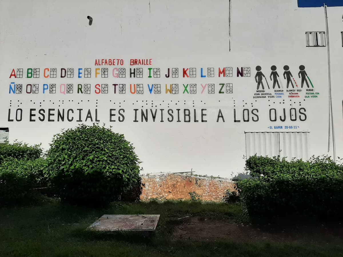Kantunilkín por la inclusión: realizan mural para aprender braille