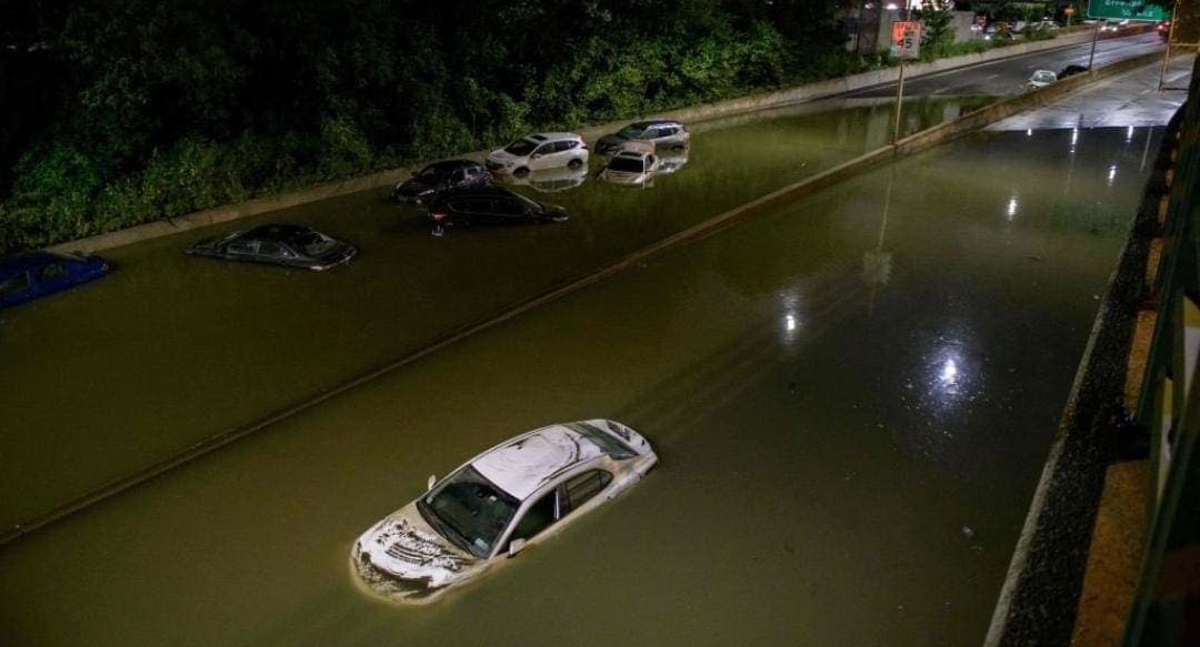 Video: Nueva York en estado de emergencia por las inundaciones
