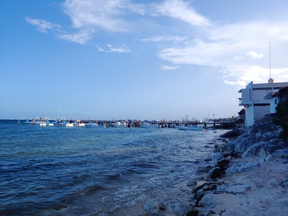 Fallece turista a mitad de tour hacia Isla Mujeres