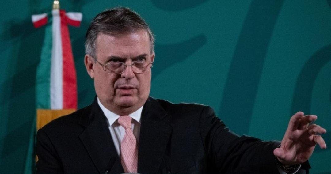 El jefe de gobierno no supervisa pernos, dice Ebrard sobre Línea 12