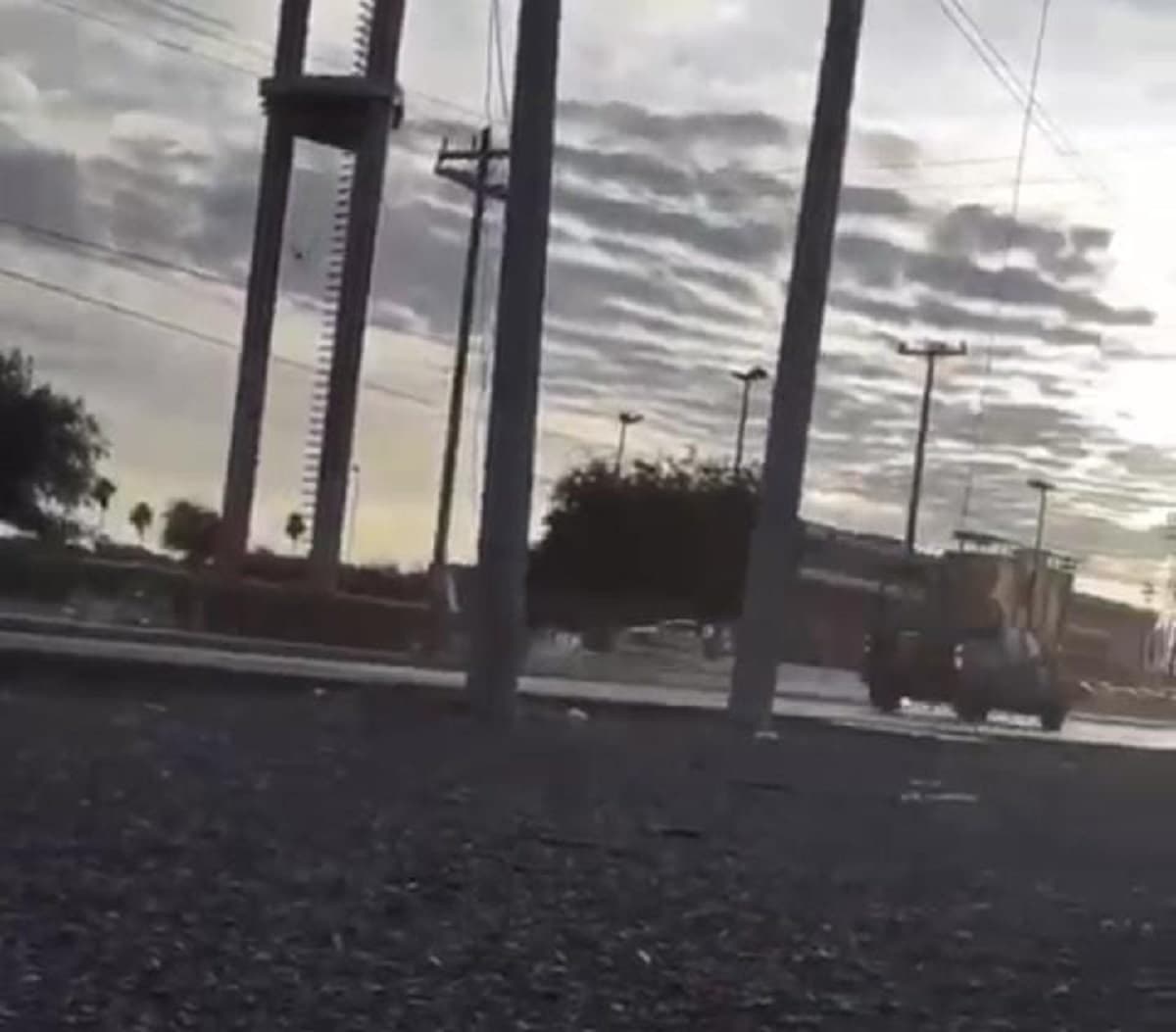 VIDEOS: Captan enfrentamientos entre sicarios y ejército en Matamoros; habría cuatro muertos