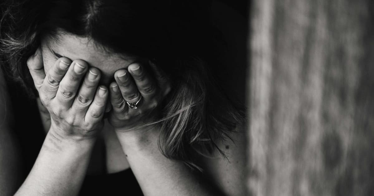 ¡NO TE PASES CFE! Le llega recibo a humilde mujer de la Zona Maya por 42 MIL PESOS