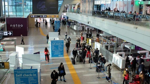 México sale de la lista roja por riesgo de Covid-19 del Reino Unido