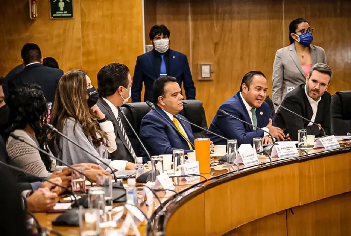 Cinismo total: nombran a Juan Carrillo secretario de la Comisión de Presupuesto y Cuenta Pública