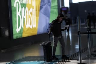 Brasil aisló a un pasajero con COVID que llegó desde Sudáfrica: investigan si es la variante Ómicron