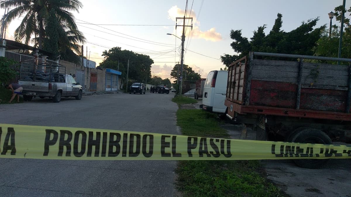 Lo matan en Cancún: le encintan cabeza, manos y abandonan su cuerpo