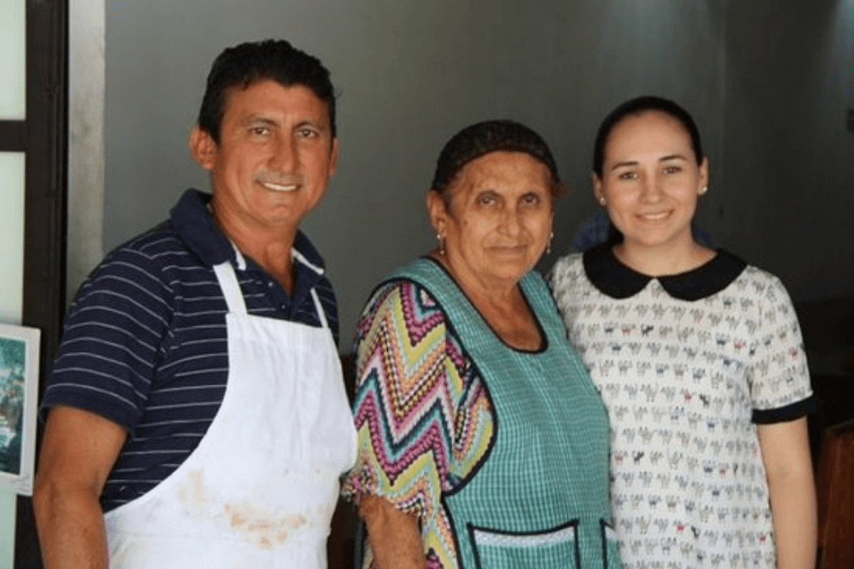 Video: Captan a José Alfredo “Chepe” Contreras disfrutando de un domingo, haciendo tacos