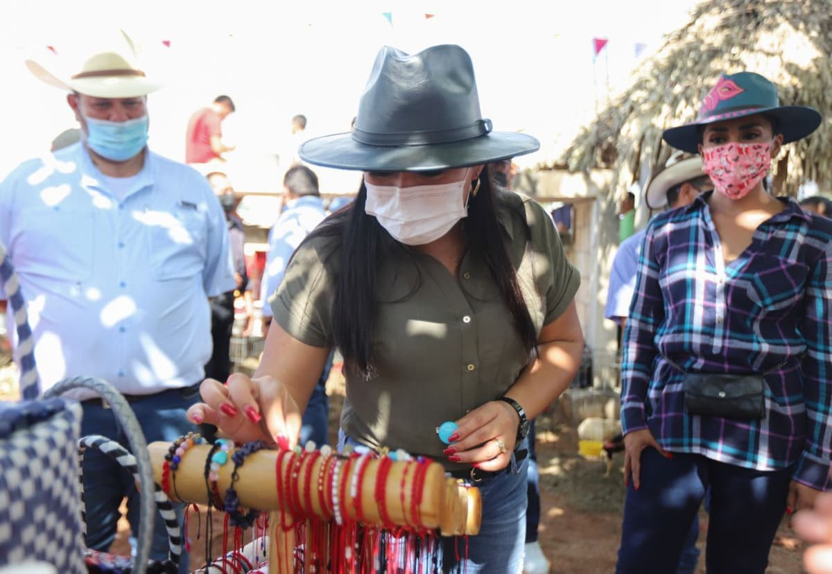 Impulsa la presidenta Blanca Merari Tziu a productores agrícolas y ganaderos de Leona Vicario