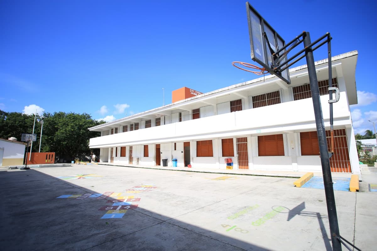 Juntos Gobierno de Solidaridad y padres de familia, recuperan planteles por un retorno seguro a clases