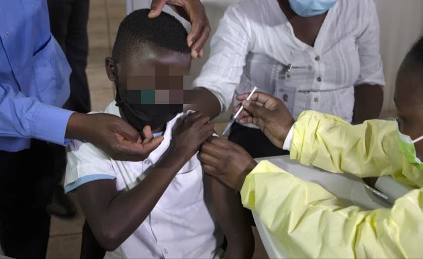 Preocupación en Sudáfrica, los médicos detectan un aumento de ingresos hospitalarios de menores