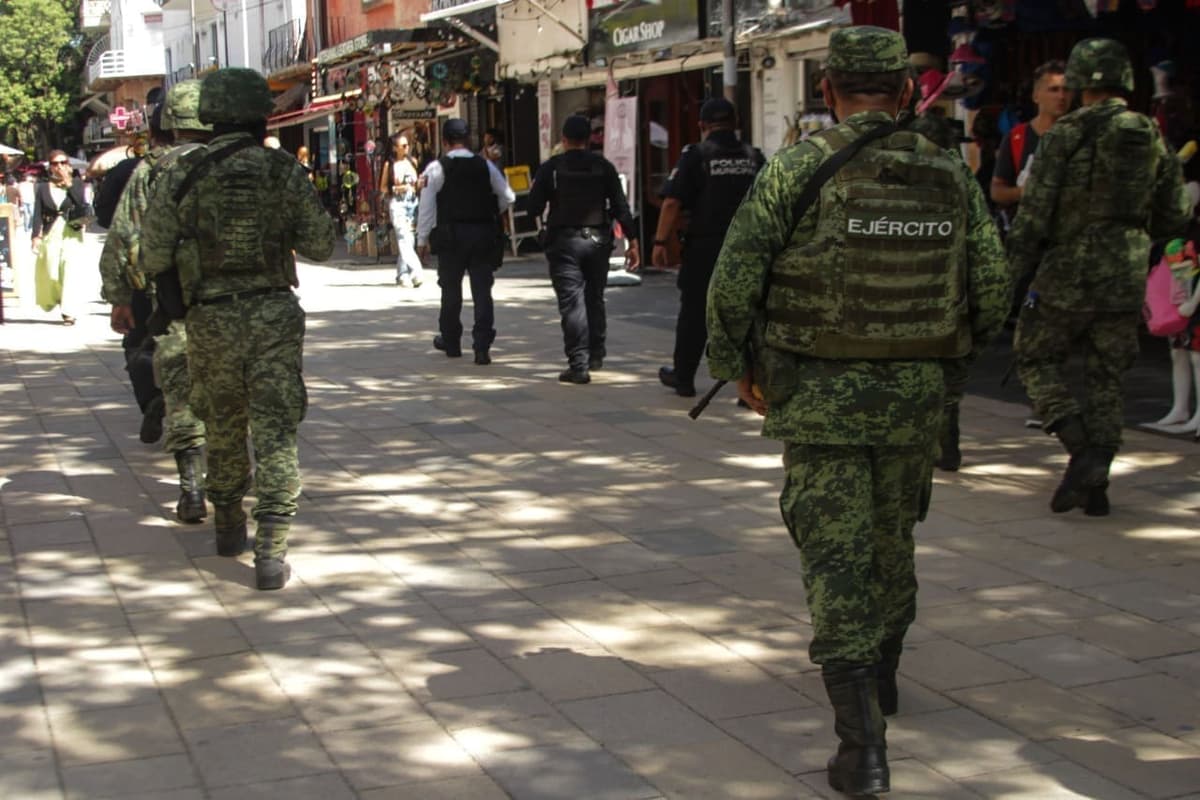 Colocan primera piedra del Centro Logístico y Central de Abasto