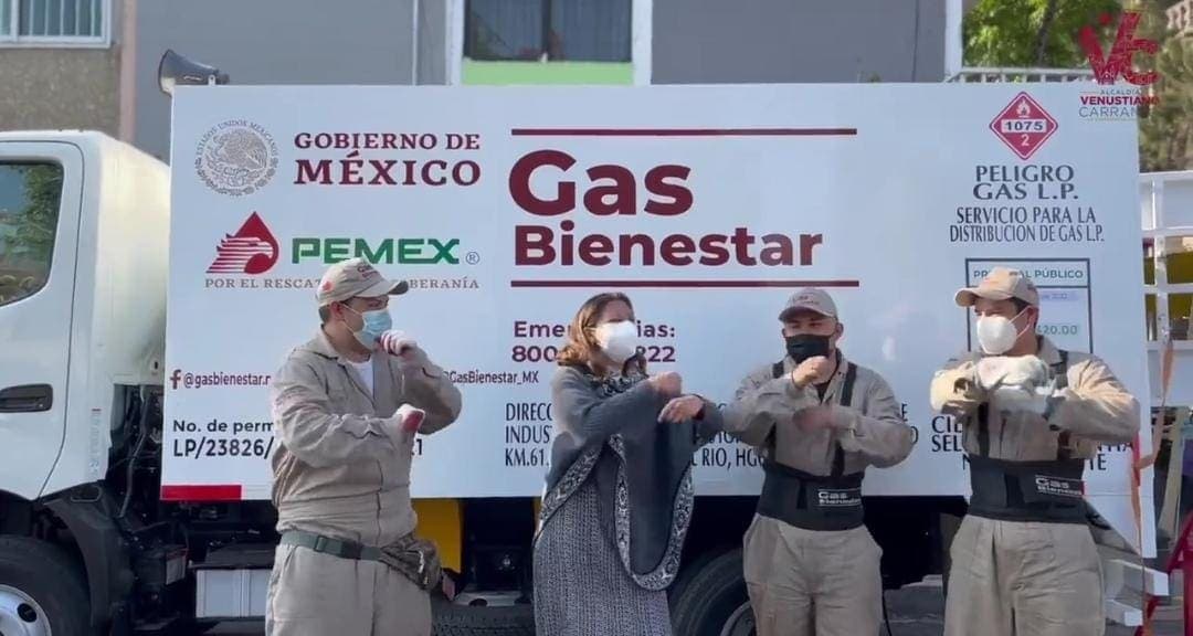 Video: Ponen a bailar a los empleados de Gas Bienestar en la Cdmx