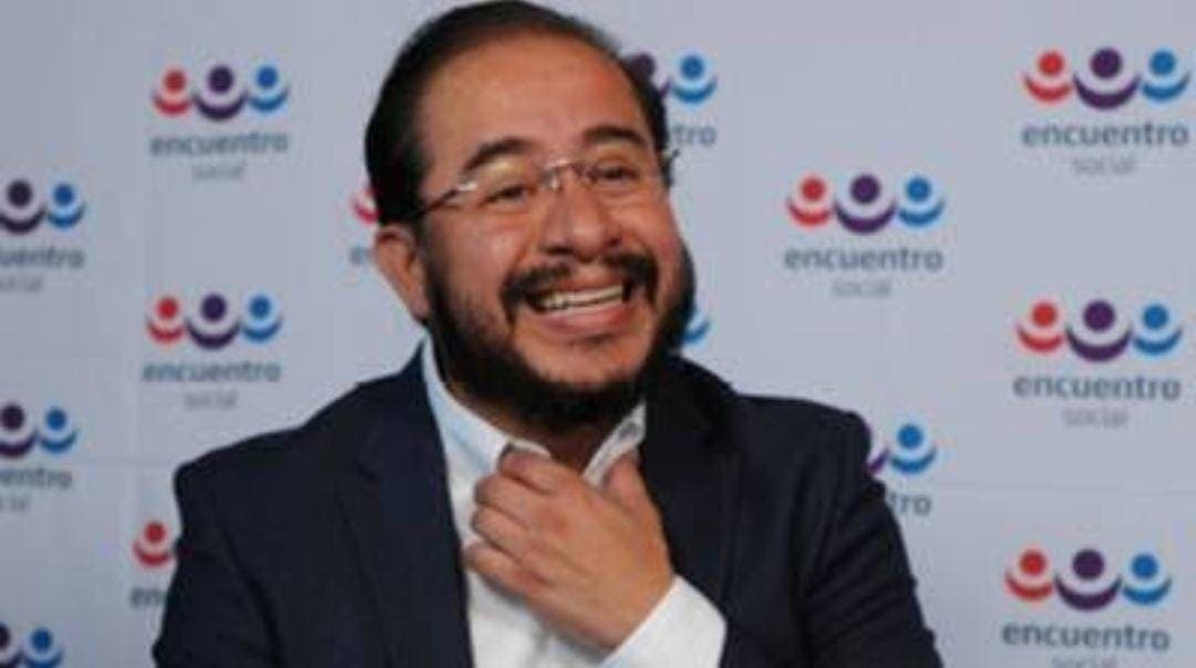 Hugo Eric Flores quintuplicó su patrimonio siendo funcionario y líder del PES