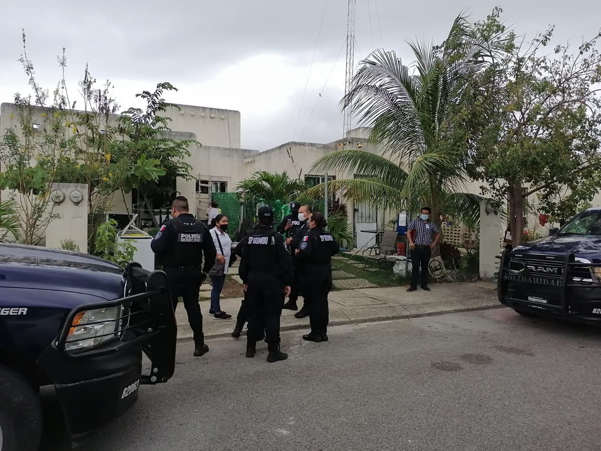 Rescatan a niños que deambulaban solitos en la calle en Playa del Carmen